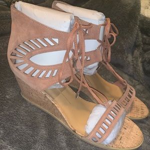 Dolce Vita-Loraine Ghillie Wedges (11)
